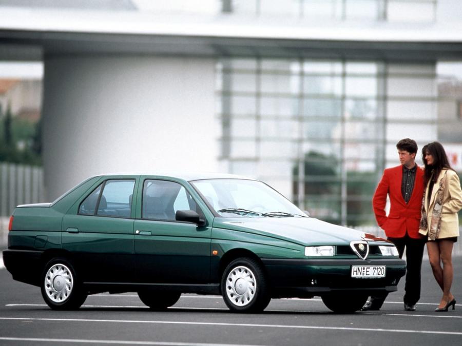  Alfa Romeo 155 (167) 1995 года  (фото 2 из 17)